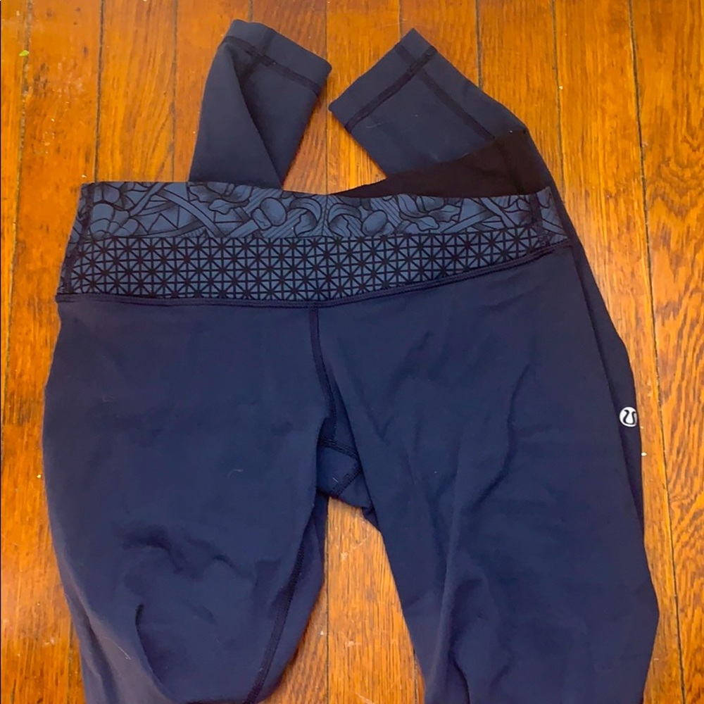 Navy Lululemon Leggings